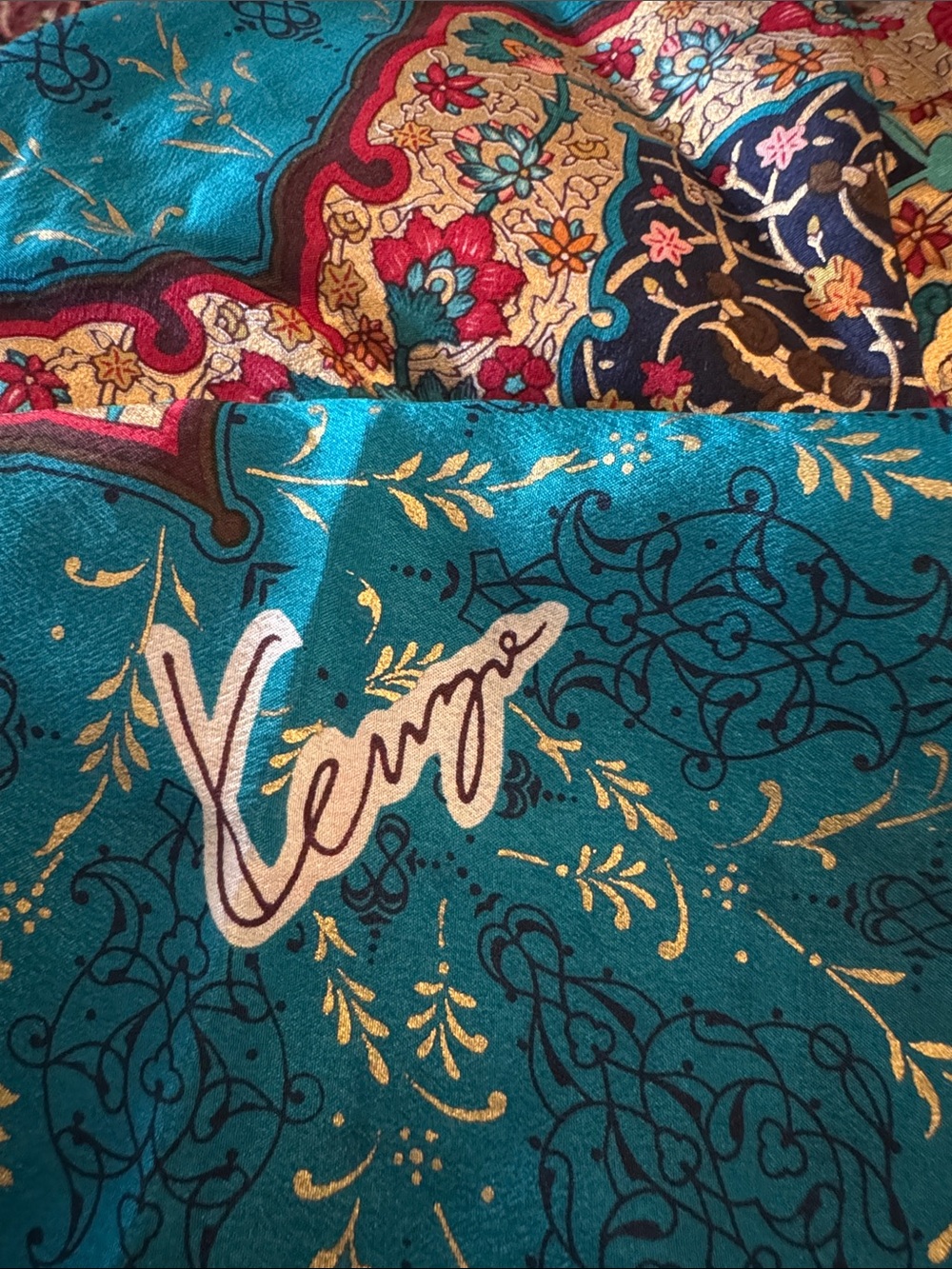 Vintage KENZO 100% Silk Scarf 42” Square Turquoise Floral Medallion Japan - Picture 2 of 6